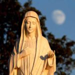 Reina de la Paz. Medjugorje - Caminos de Gracia - Peregrinaciones Reina de la Paz. Medjugorje